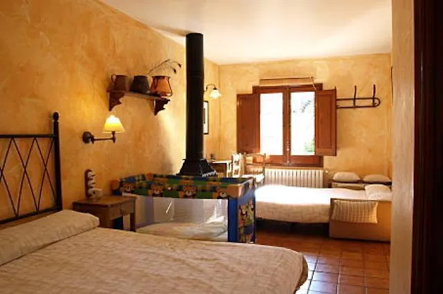 Farm stay Mas Fuselles Villa Cornella de Terri Spain